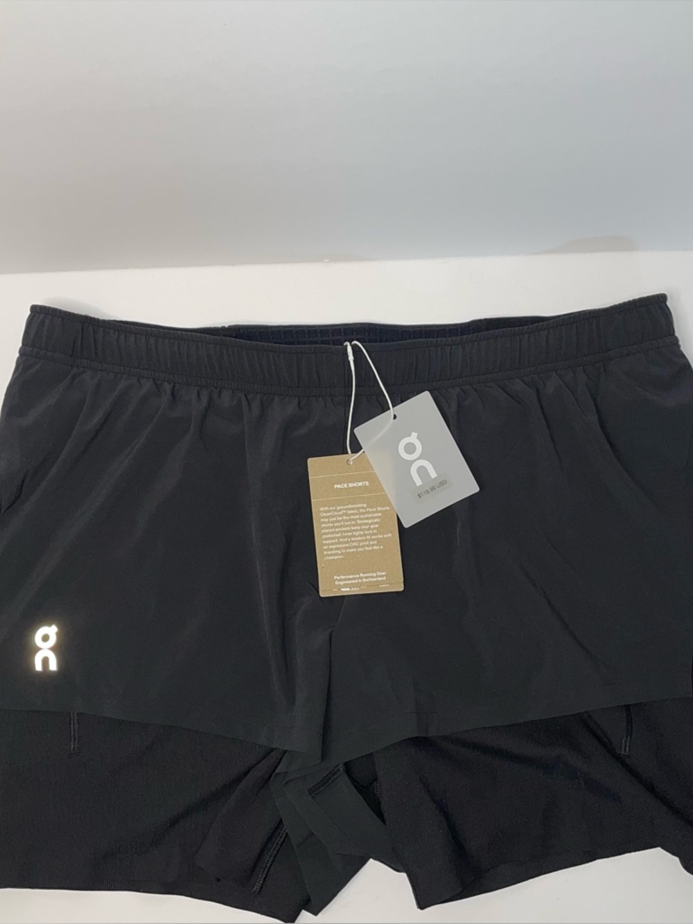On Running Pace Black Shorts Women’s Size XL